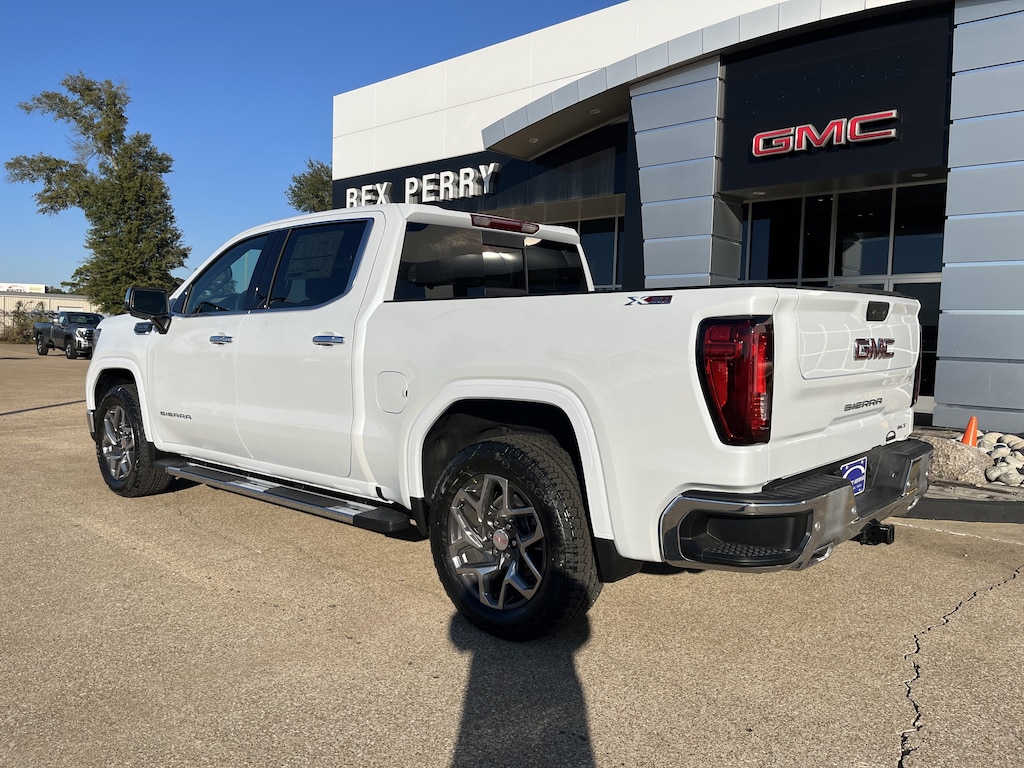 New 2026 GMC Sierra 1500 SLT Truck