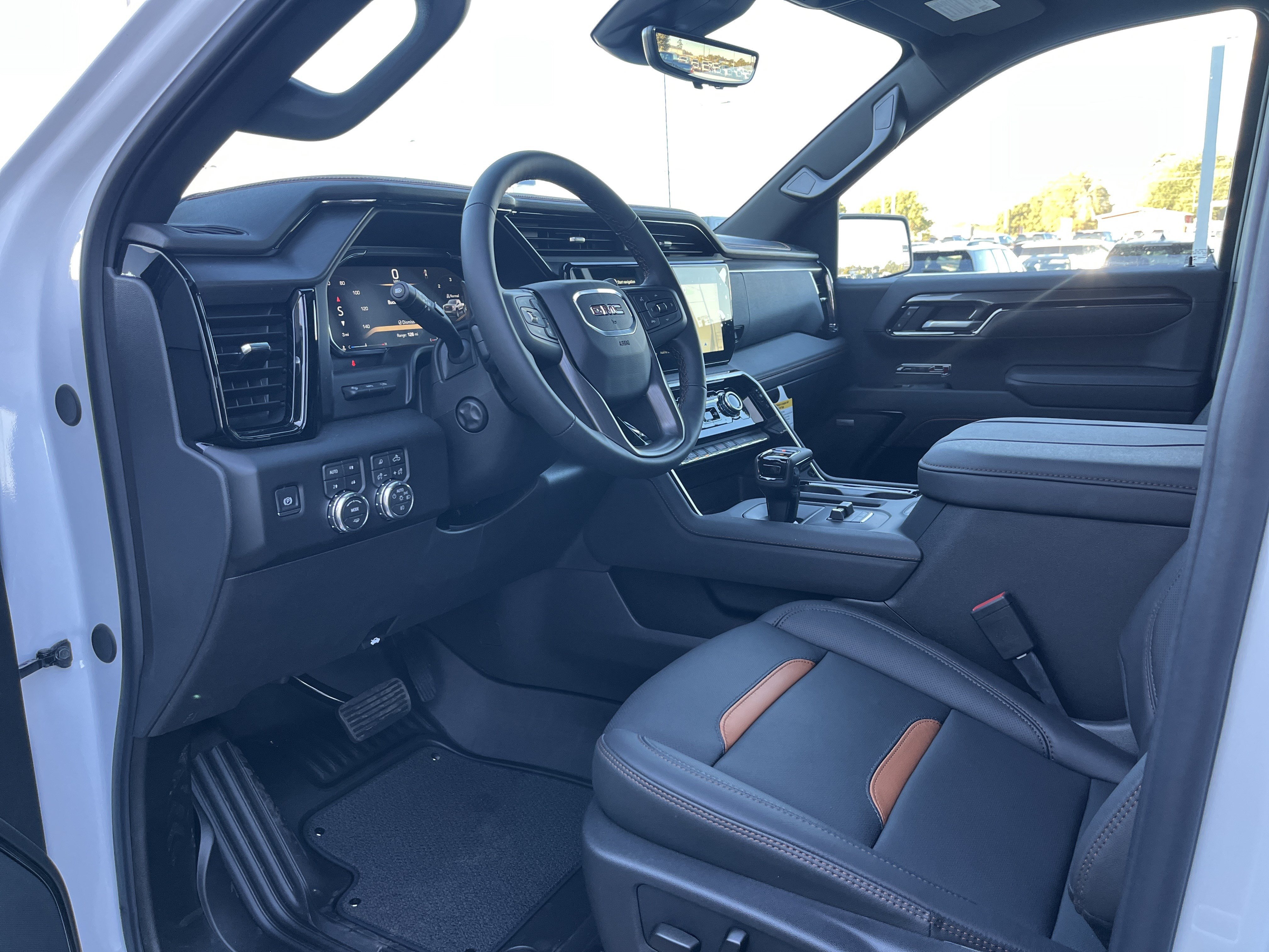 2026 GMC Sierra 1500 AT4 - Photo 9
