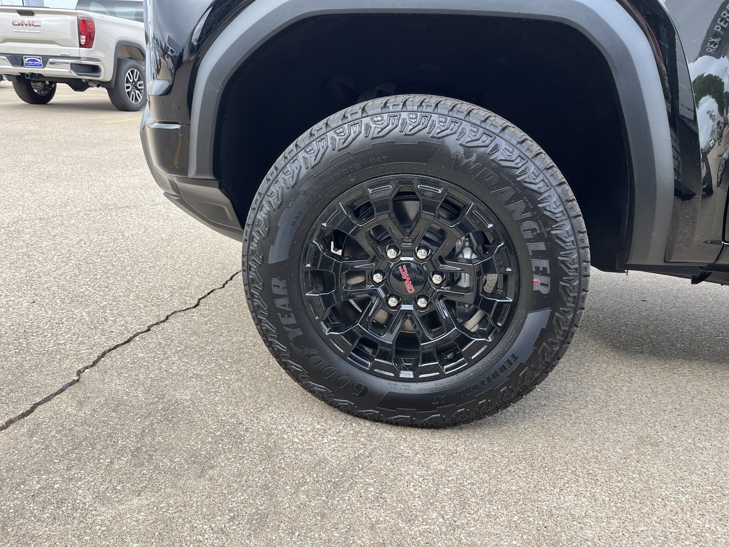 2026 GMC Canyon Elevation - Photo 24