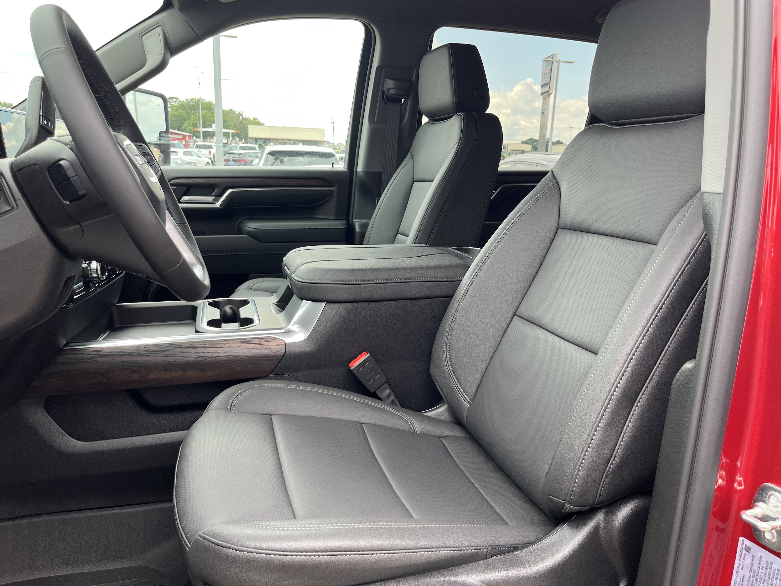 2026 GMC Sierra 2500HD SLT - Photo 9