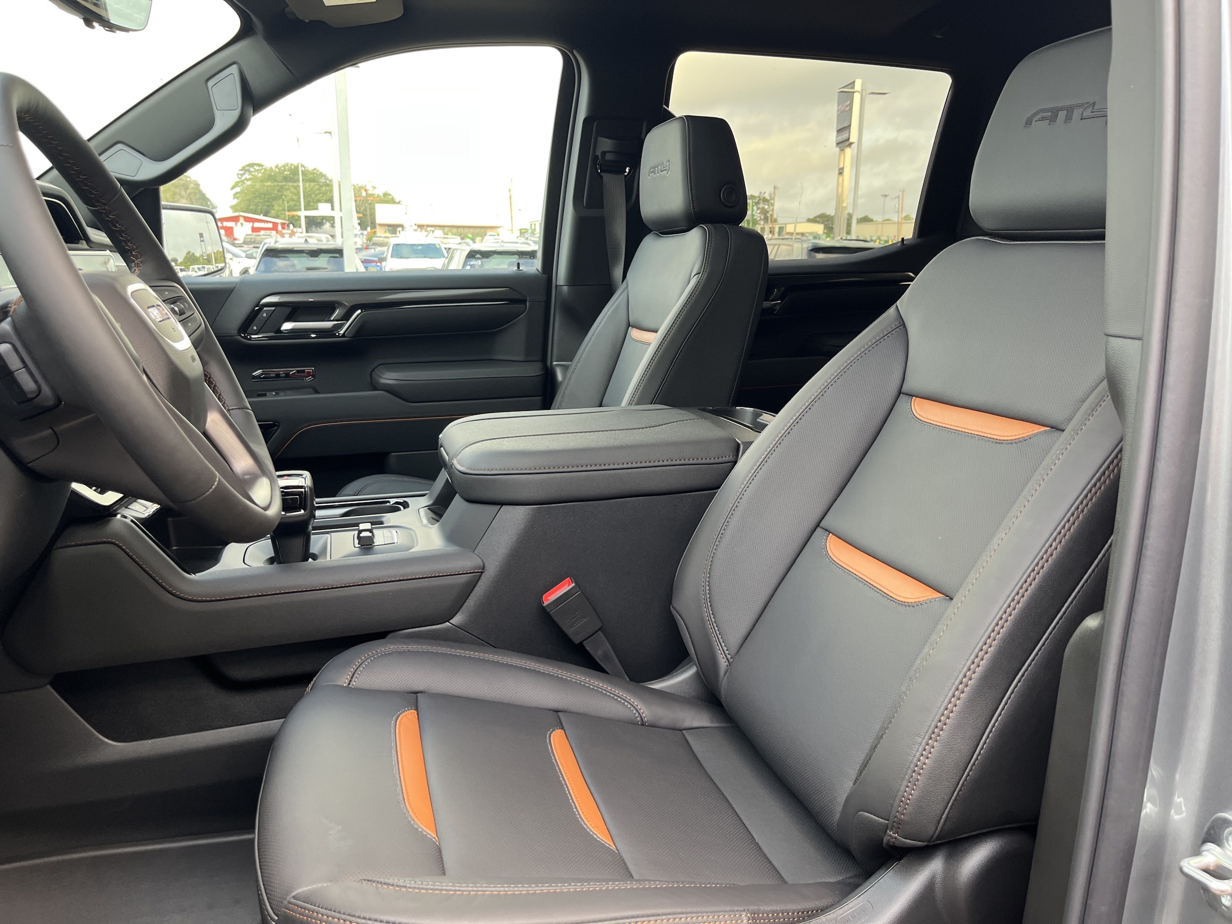 2026 GMC Sierra 1500 AT4 - Photo 9