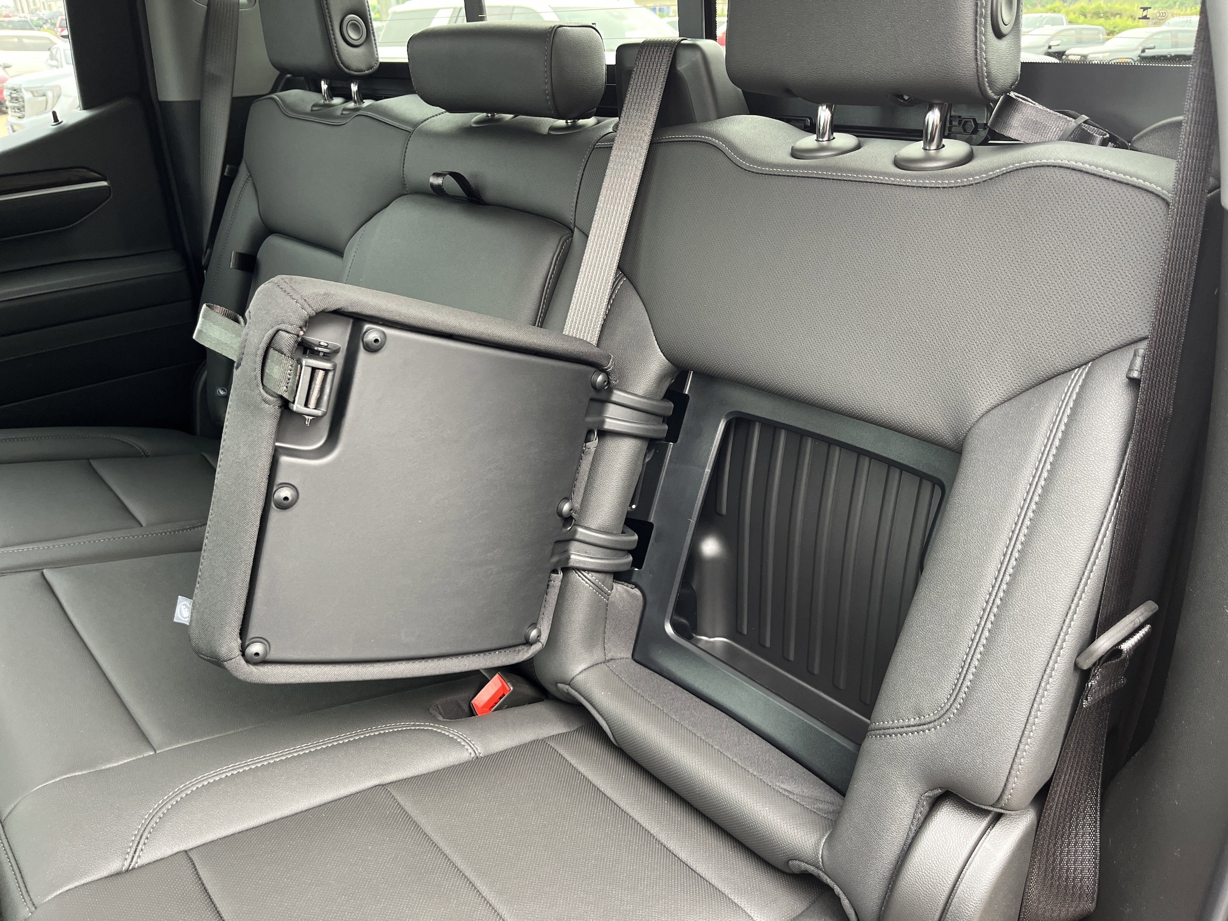 2026 GMC Sierra 1500 SLT - Photo 13