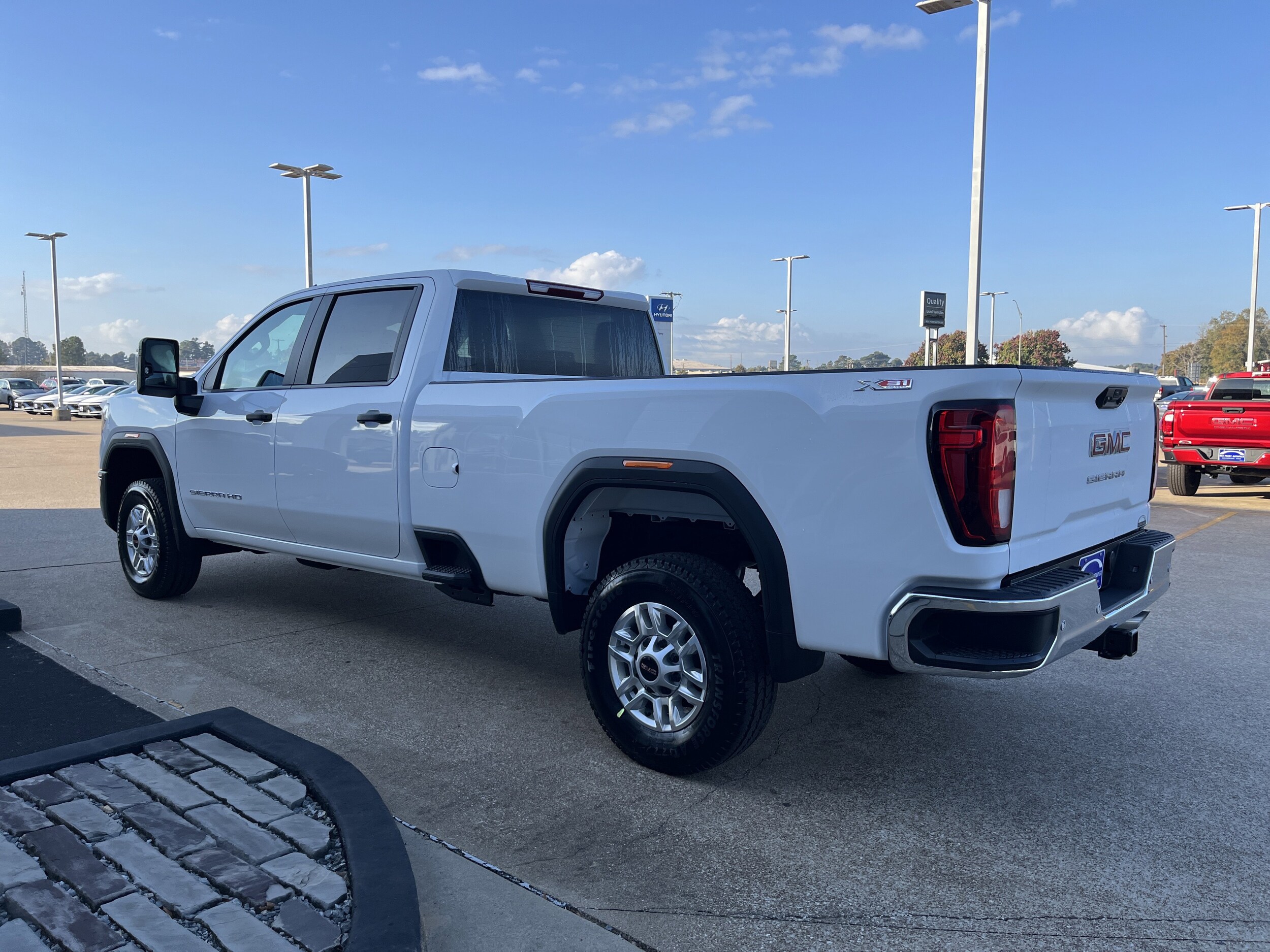 2026 Gmc Sierra 2500 HD Pro photo 4