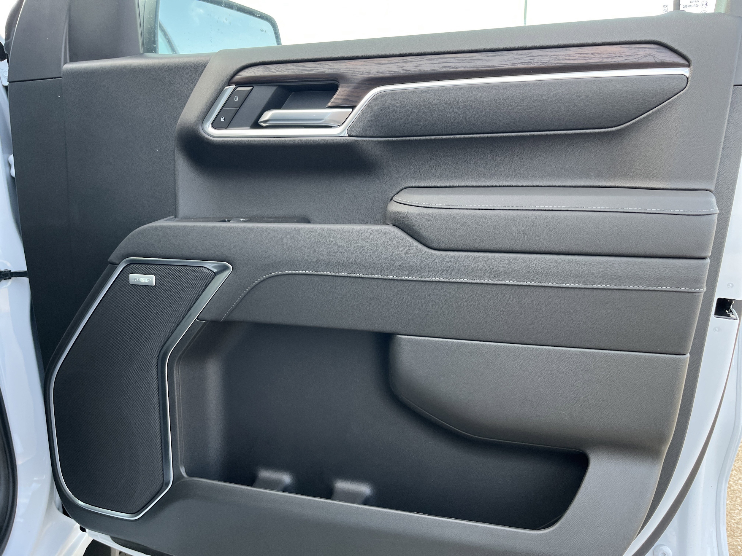 2026 GMC Sierra 1500 SLT - Photo 25