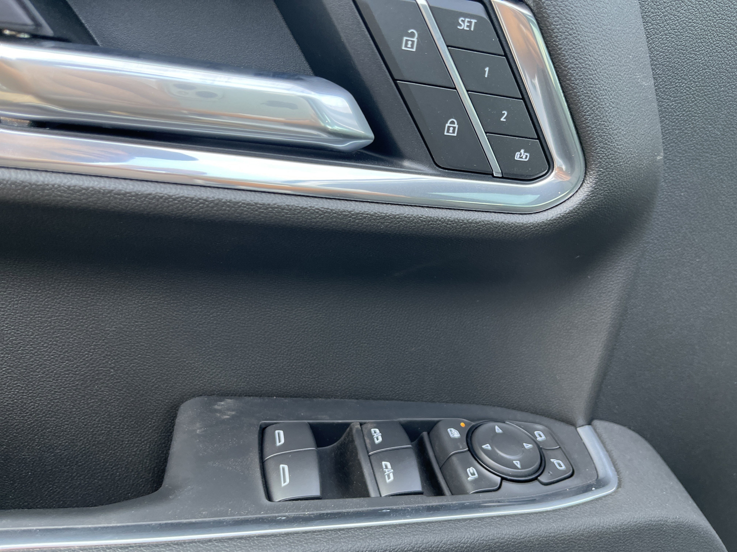 2026 GMC Sierra 1500 SLT - Photo 30
