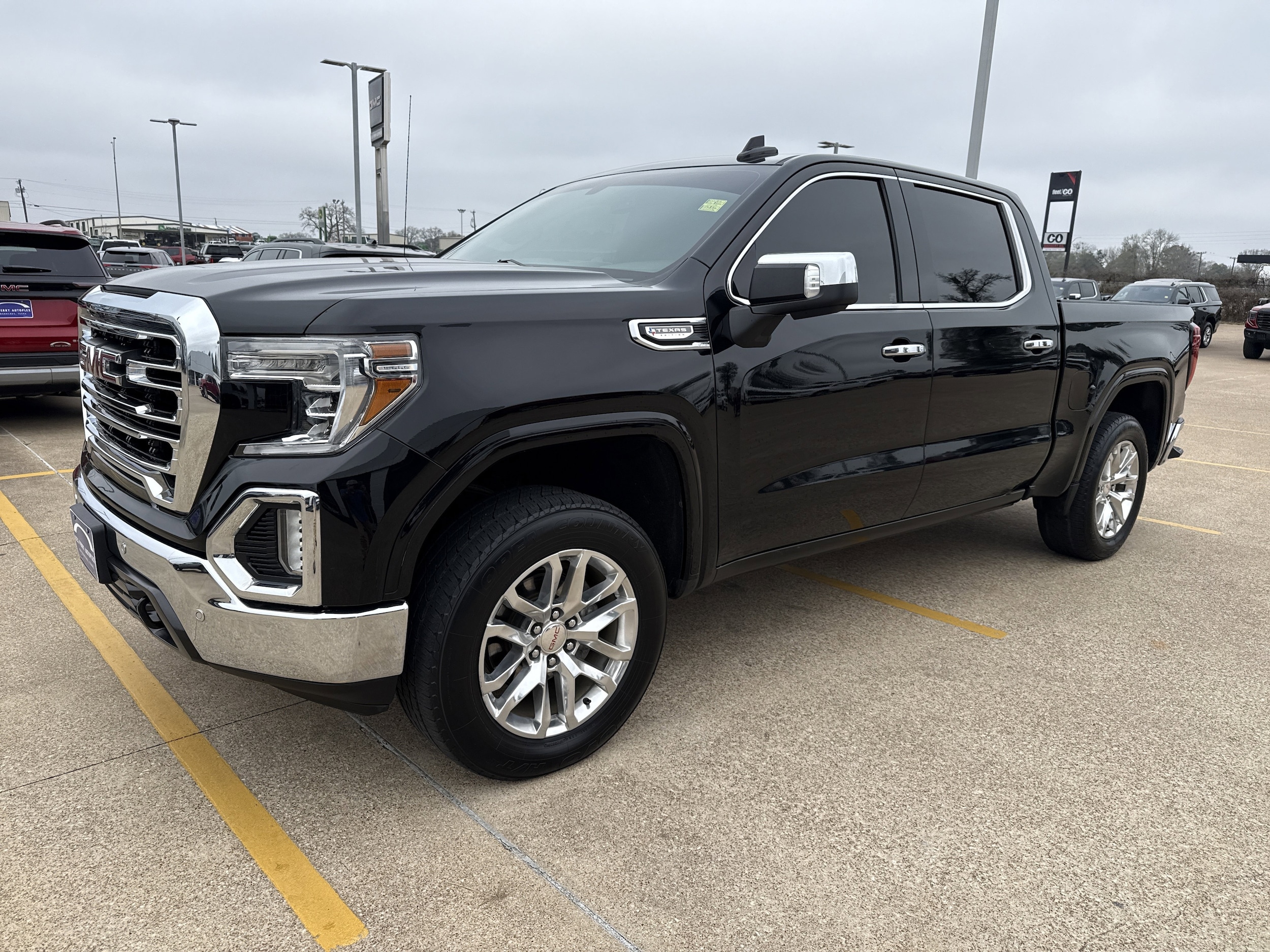 2020 GMC Sierra 1500 SLT's photo