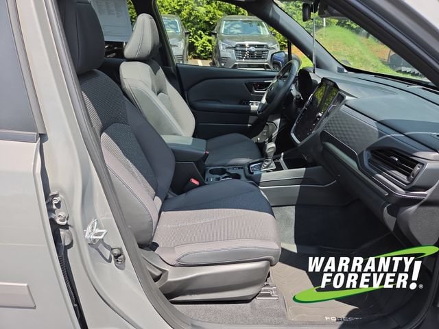 2025 Subaru Forester Premium - Photo 15