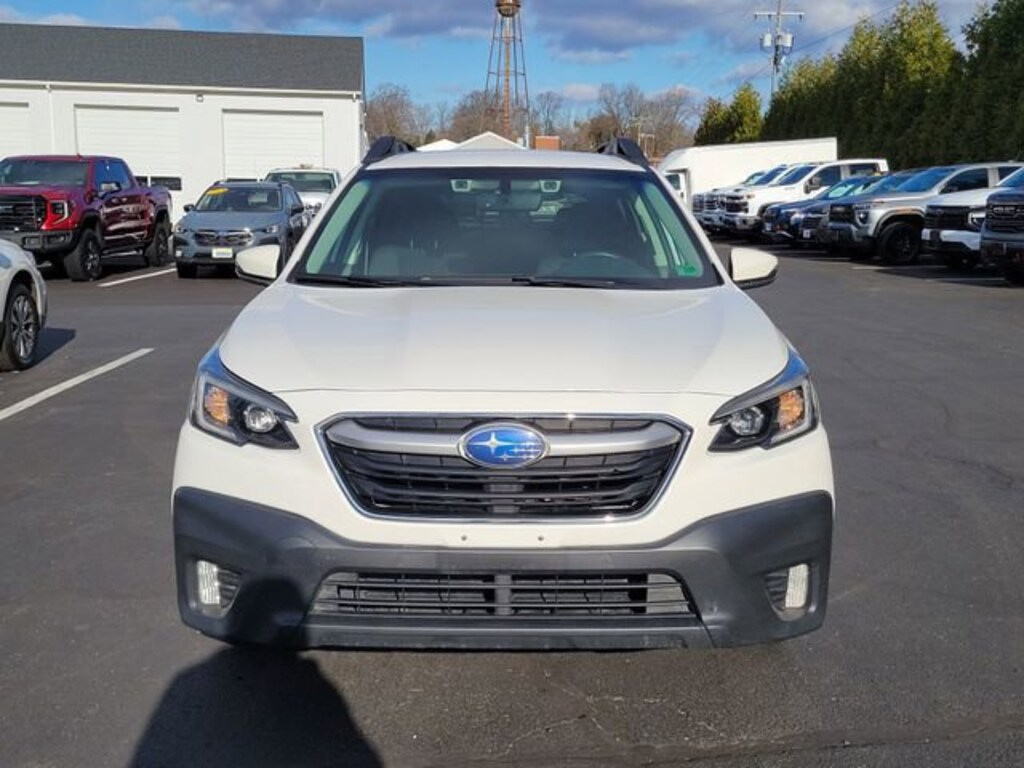 Used 2022 Subaru Outback Premium SUV