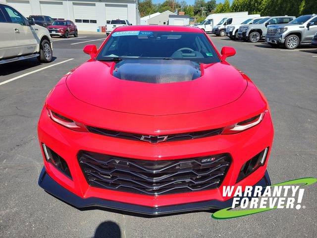 2024 Chevrolet Camaro ZL1 photo 2
