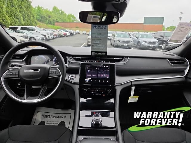 2024 Jeep Grand Cherokee Laredo - Photo 10