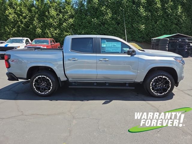 2026 Chevrolet Colorado Z71 - Photo 8