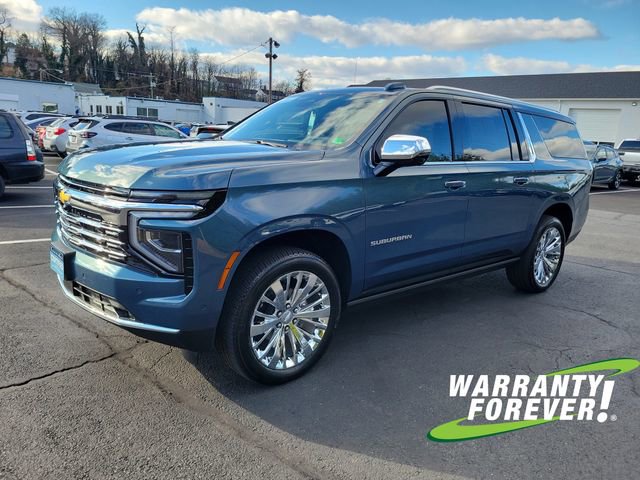 2025 Chevrolet Suburban Premier photo 2