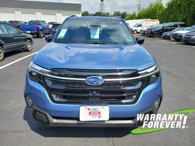 2025 Subaru Forester Touring photo 2
