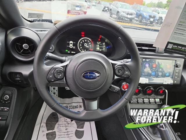2025 Subaru BRZ tS - Photo 9