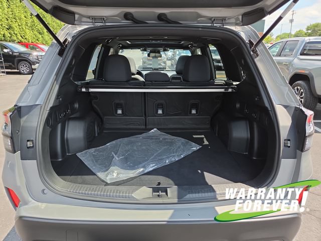 2025 Subaru Forester Premium - Photo 18