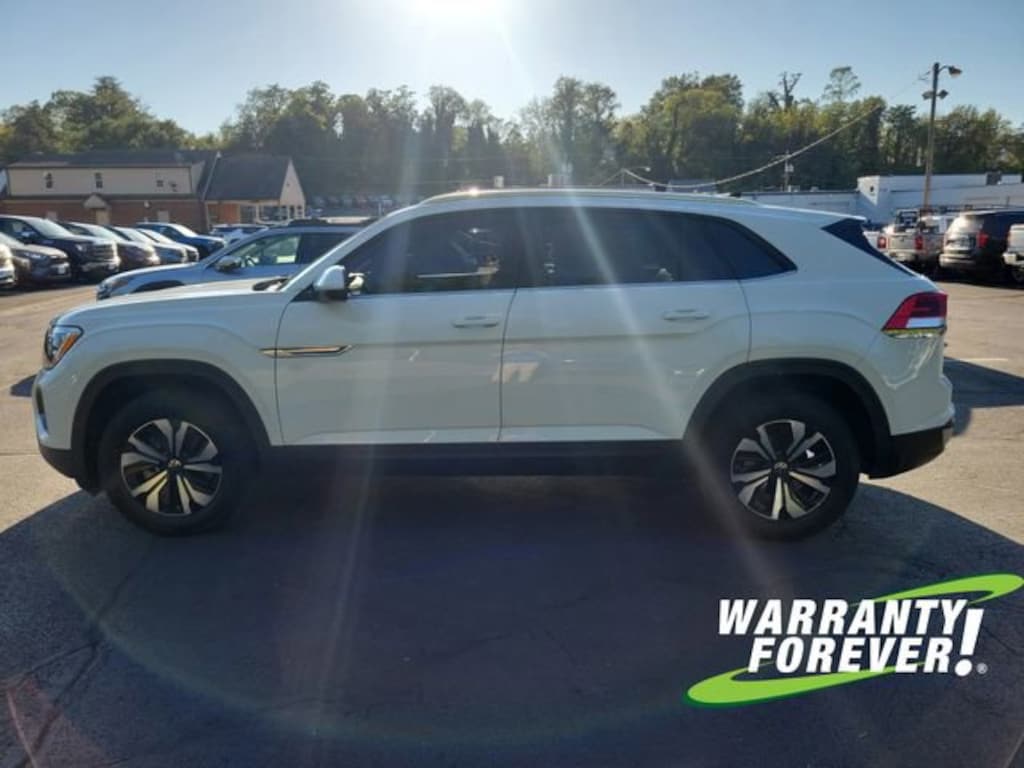 Used 2024 Volkswagen Atlas Cross Sport 2.0T SE SUV