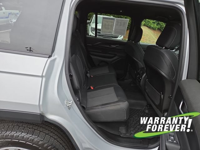 2024 Jeep Grand Cherokee Laredo - Photo 16