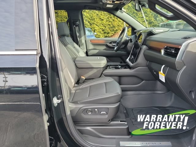 2026 GMC Yukon XL Denali - Photo 15
