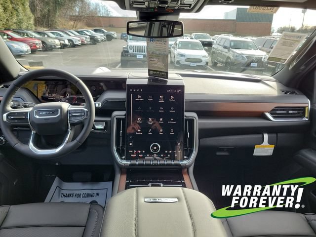 2026 GMC Yukon XL Denali - Photo 10