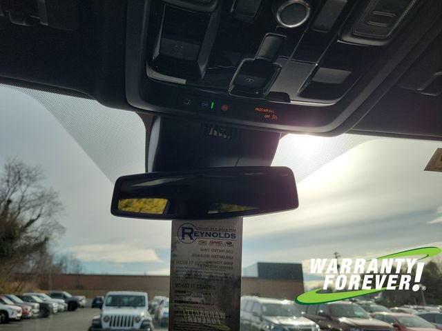 2026 GMC Yukon XL Denali - Photo 12