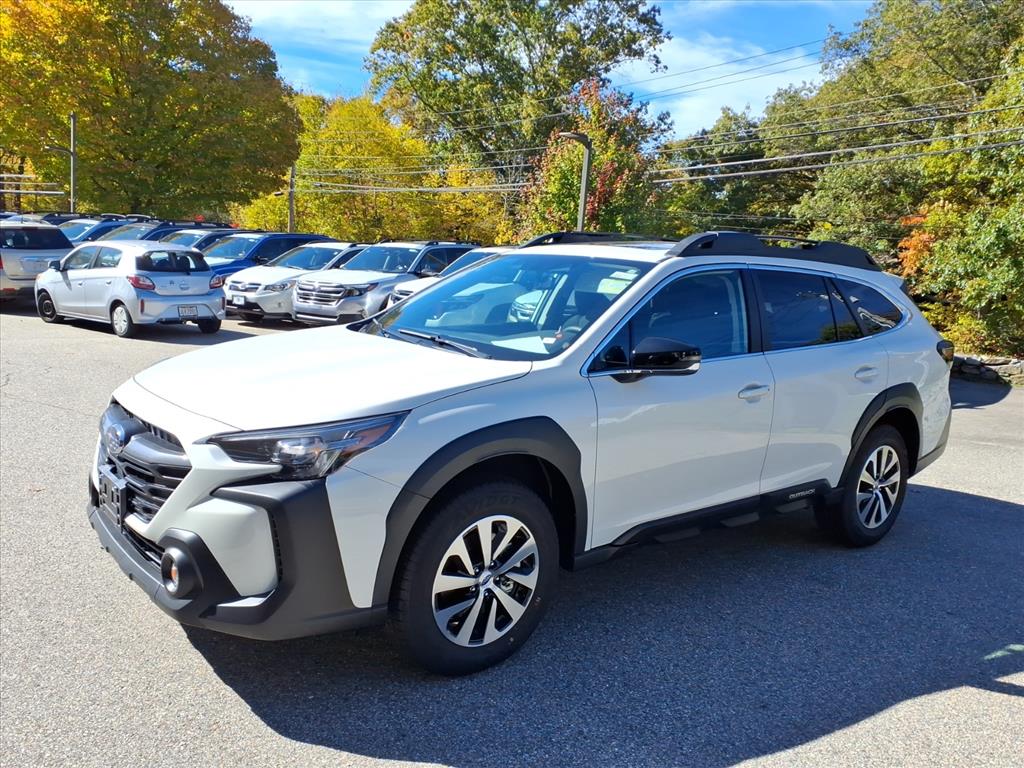 2025 Subaru Outback Premium photo 2