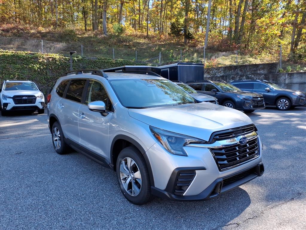2025 Subaru Ascent Premium's photo