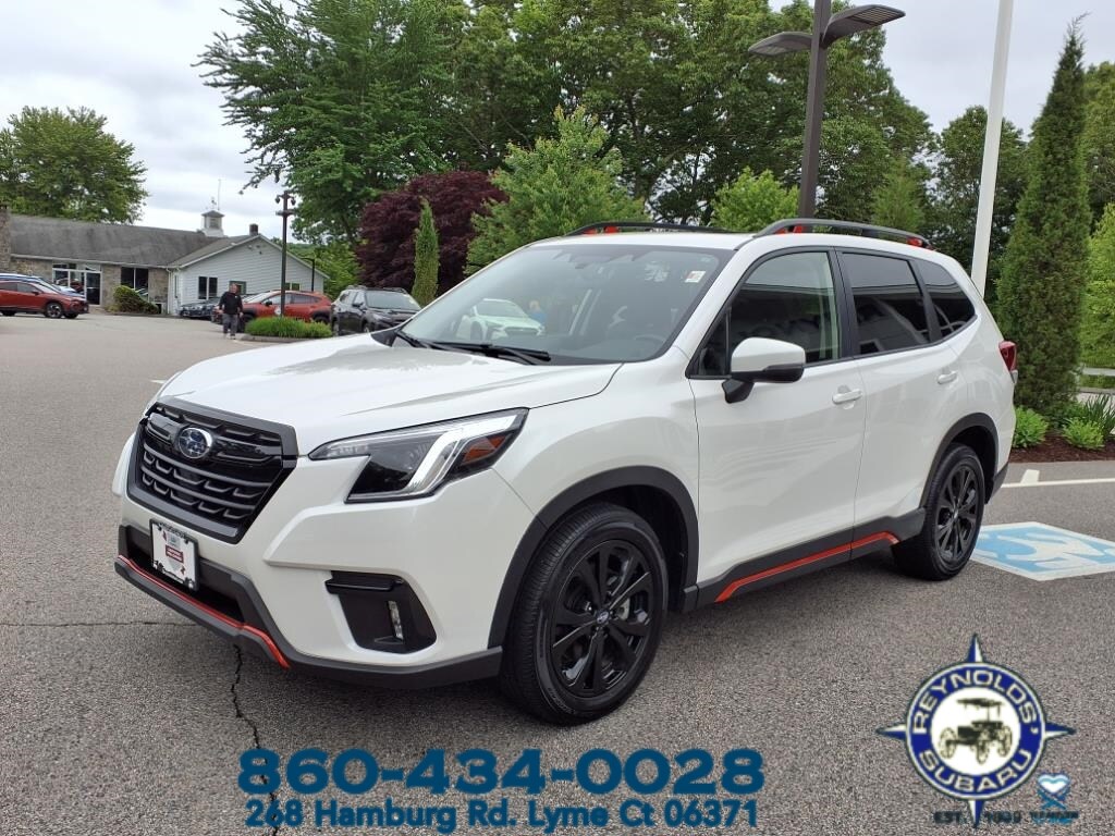 2024 Subaru Forester Sport photo 2