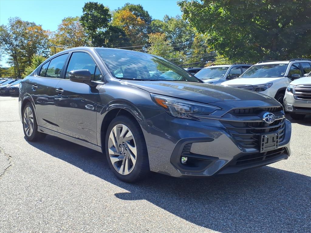 2025 Subaru Legacy Limited's photo