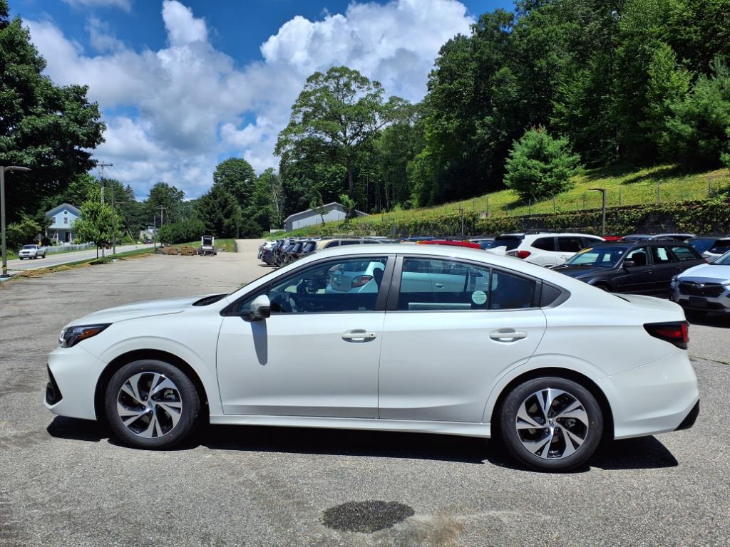 2025 Subaru Legacy Premium photo 4