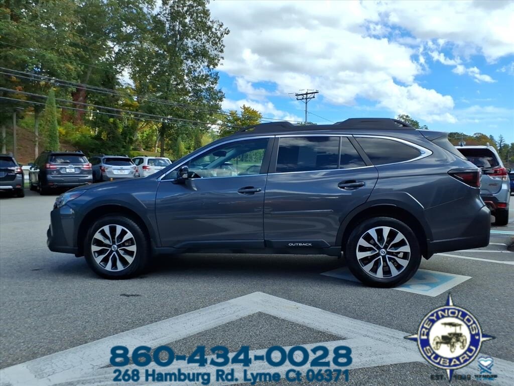 2023 Subaru Outback Limited XT photo 4