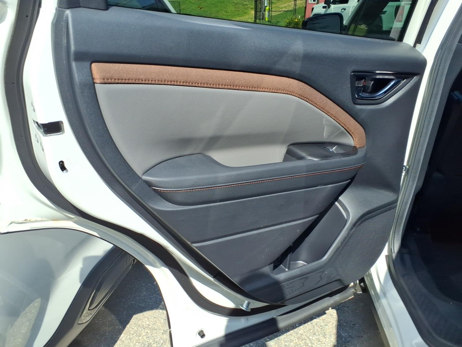 2026 Subaru Forester Sport - Photo 8