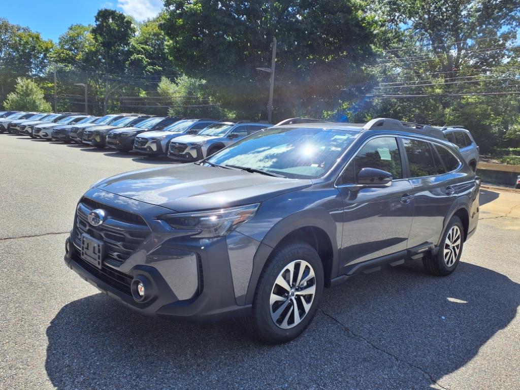 2025 Subaru Outback Premium photo 3