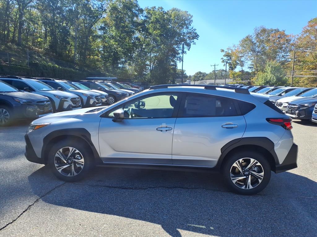 2025 Subaru Crosstrek Premium photo 3