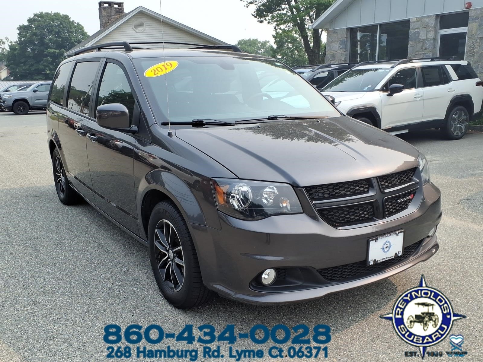 Gray 2019 Dodge Grand Caravan Minivan Front-Wheel Drive 