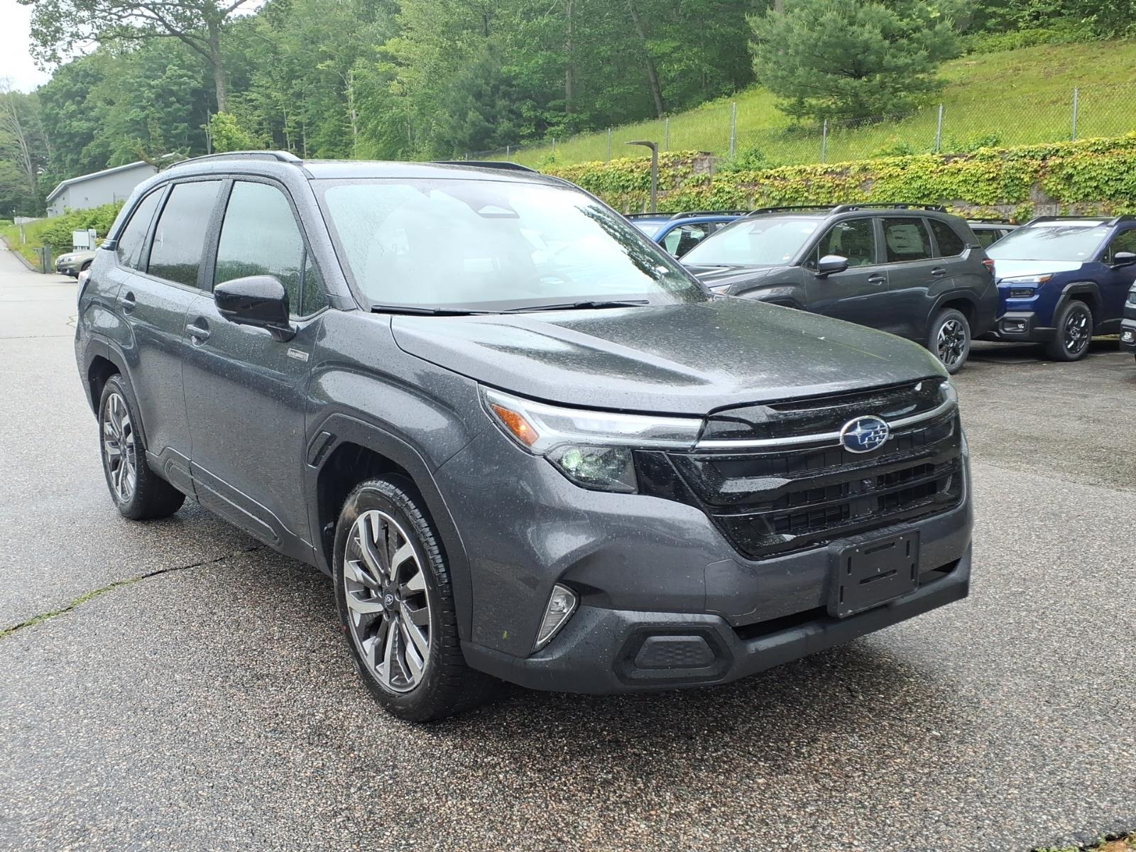 2026 Subaru Forester Touring Hybrid's photo