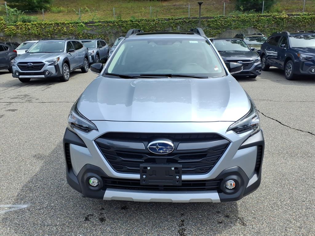 2025 Subaru Outback Limited photo 2
