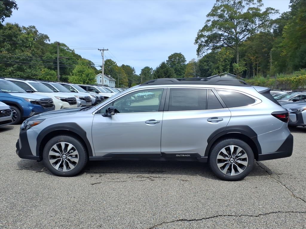 2025 Subaru Outback Limited photo 4