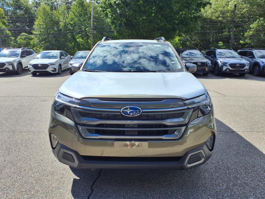 2025 Subaru Forester Limited photo 2