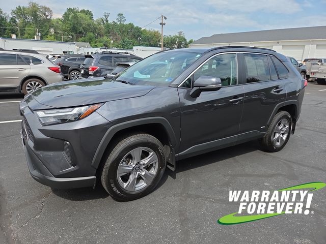 2023 Toyota RAV4 XLE - Photo 3