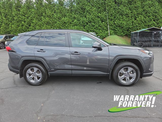 2023 Toyota RAV4 XLE - Photo 8