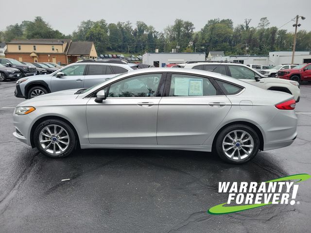 2017 Ford Fusion SE photo 4