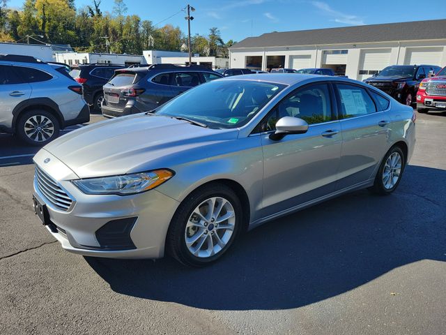 2020 Ford Fusion Hybrid SE photo 3