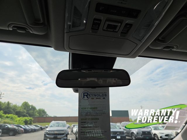 2023 Toyota RAV4 XLE - Photo 12