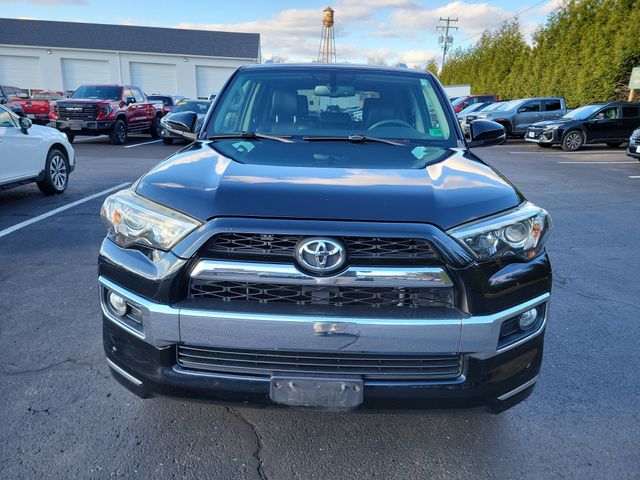 2017 Toyota 4Runner Limited photo 2