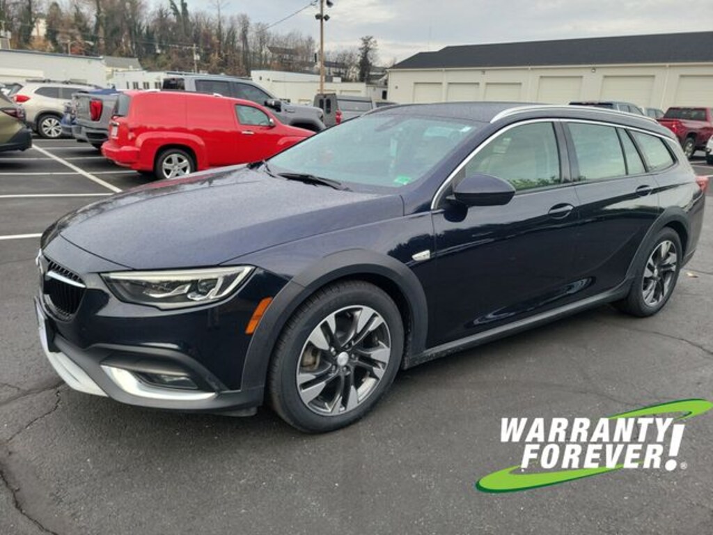 Used 2018 Buick Regal TourX Essence Wagon
