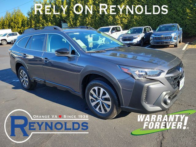 2025 Subaru Outback Premium's photo