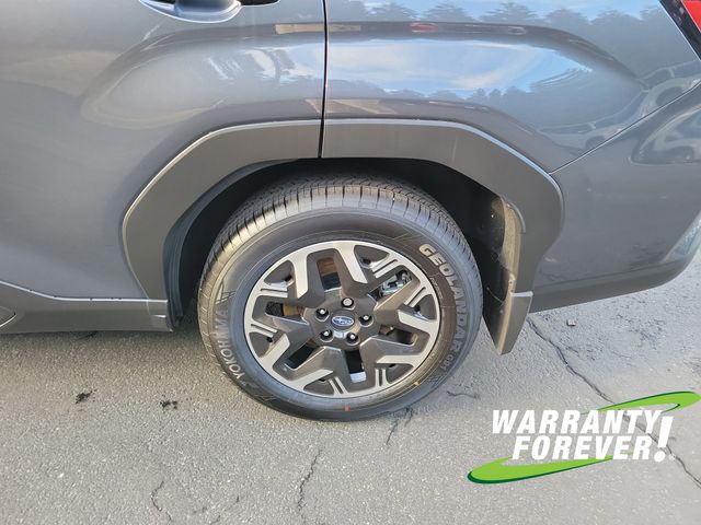 2025 Subaru Forester Premium - Photo 22