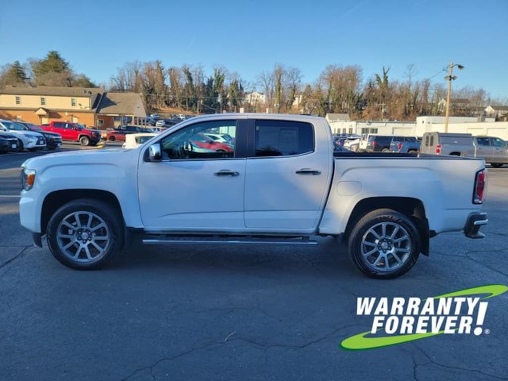 Used 2022 GMC Canyon Denali Truck Crew Cab