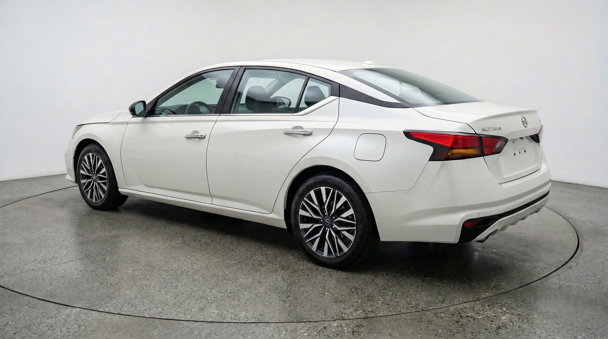 Thumbnail: 2025 Nissan Altima - 6