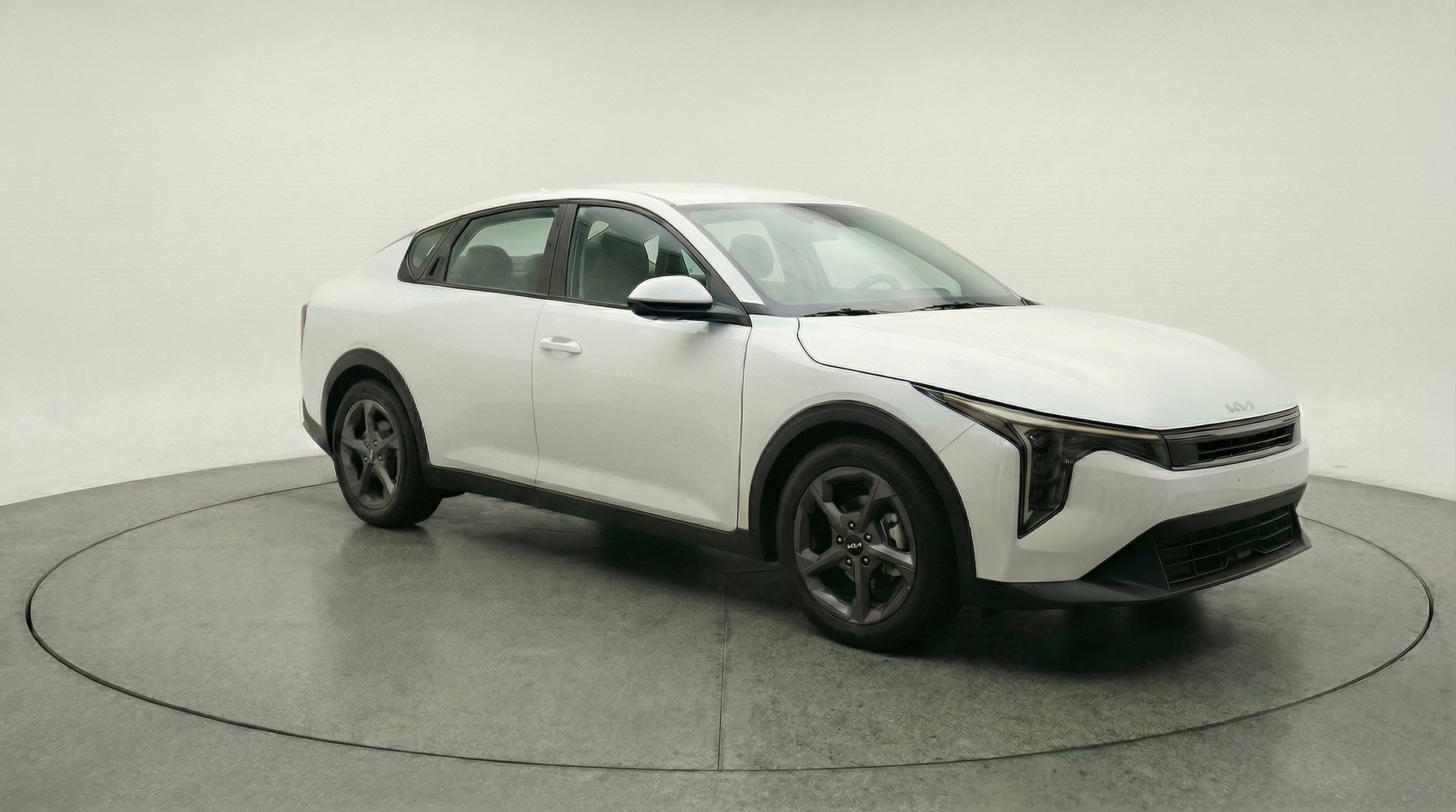 Thumbnail: 2025 Kia K4 - 1